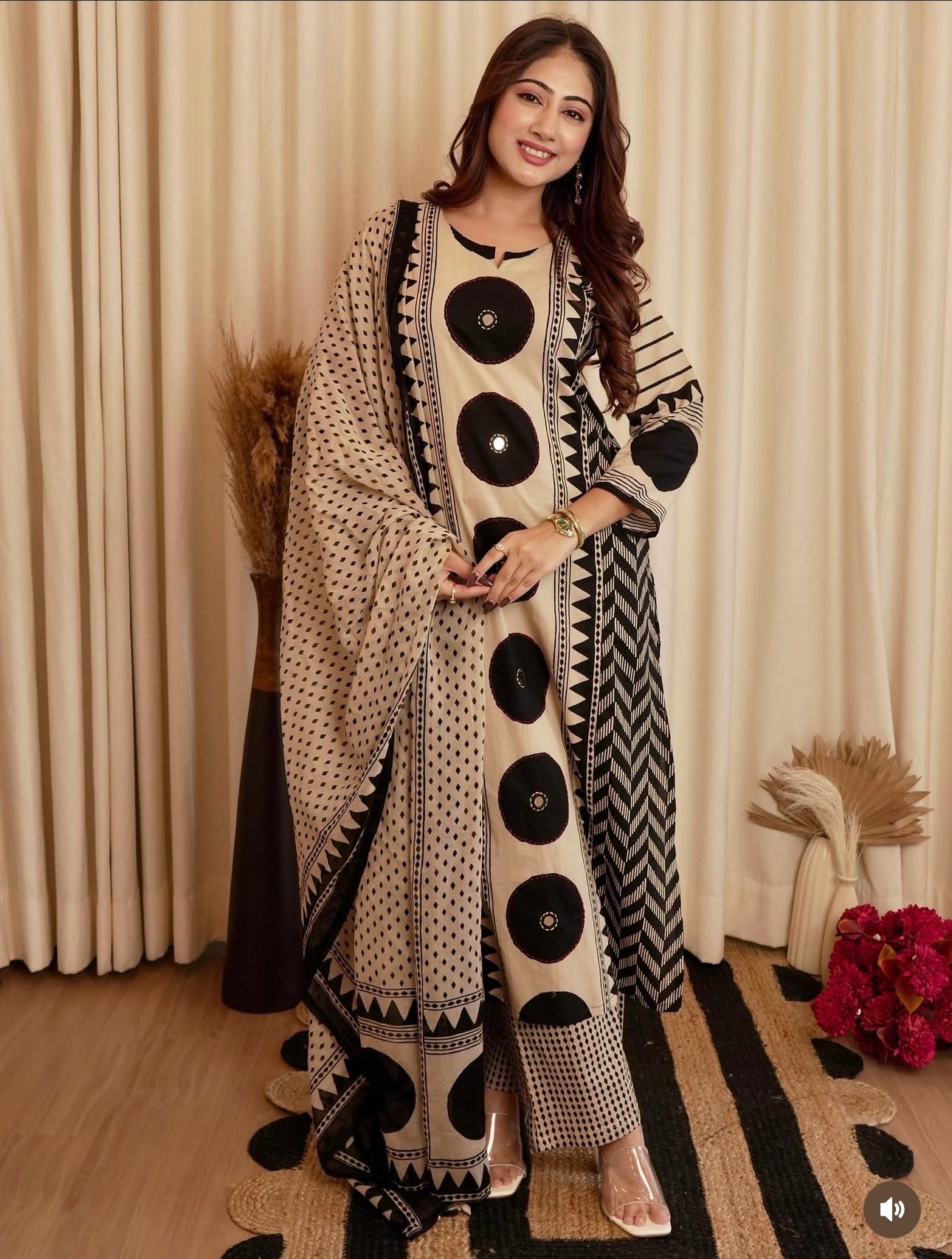 Cotton 3 Piece Printed Lawn Suit - Image 3