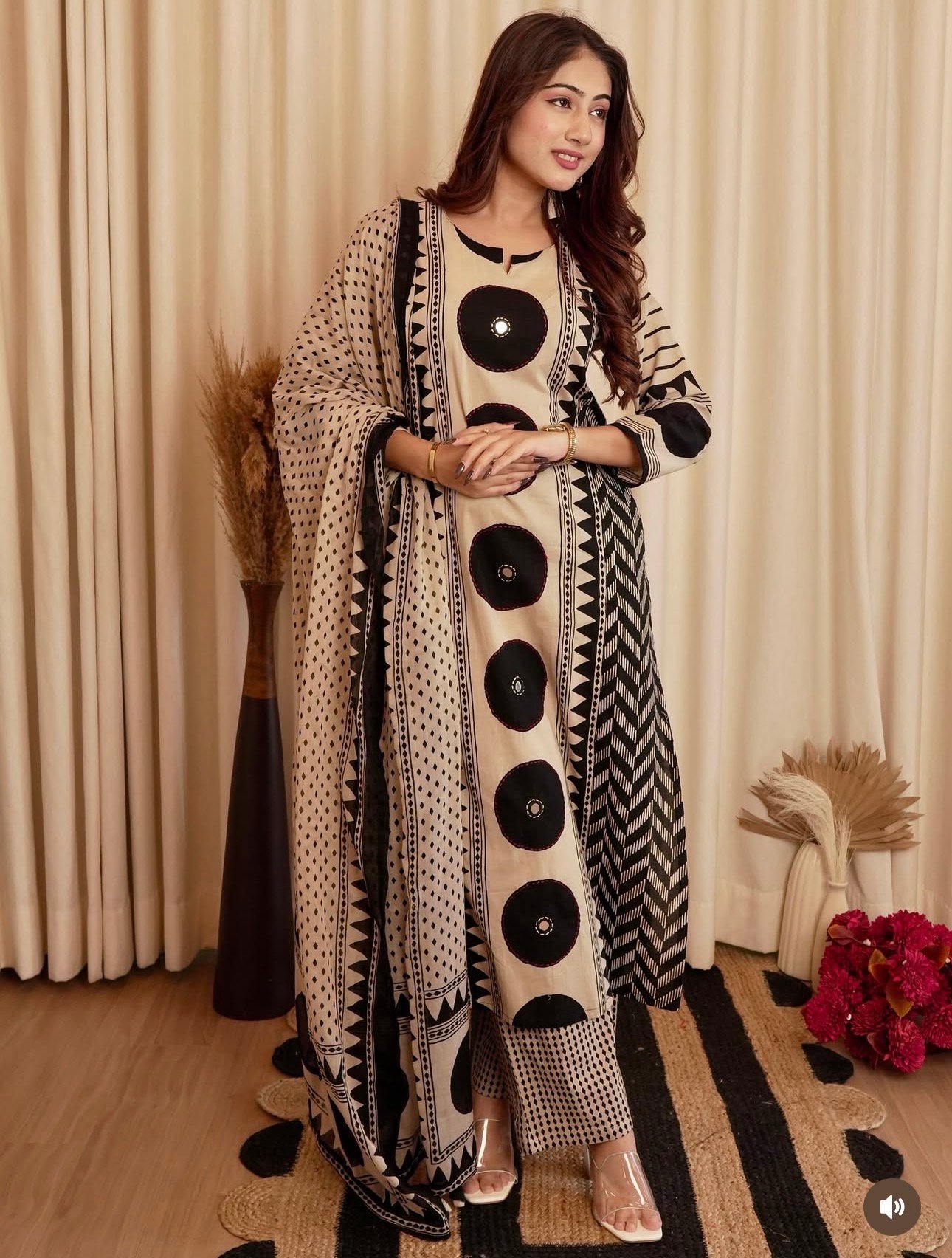 Cotton 3 Piece Printed Lawn Suit - Image 4