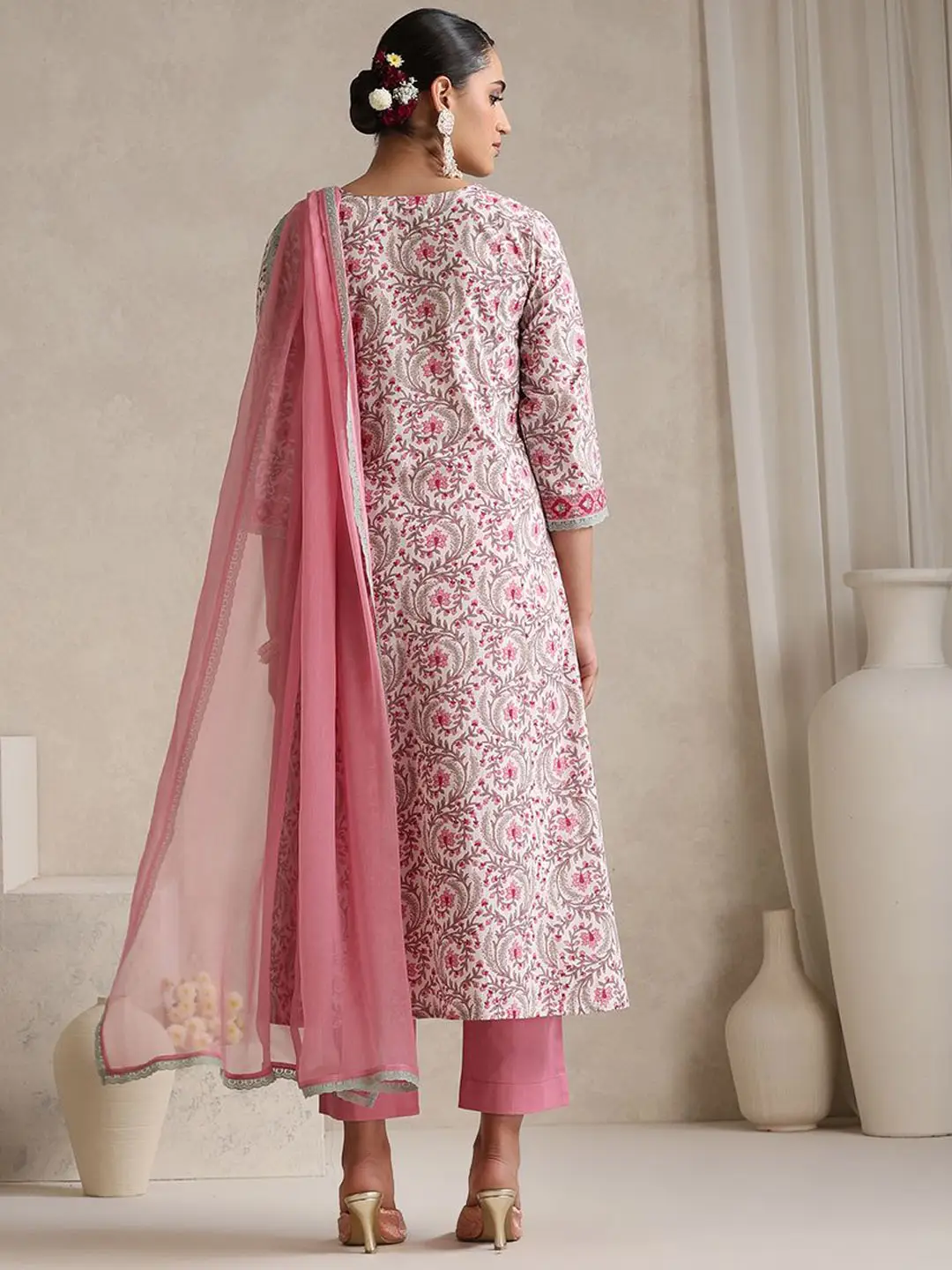 Women Floral Printed Angrakha Pure Cotton Kurta with Palazzos & With Dupatta - Image 3